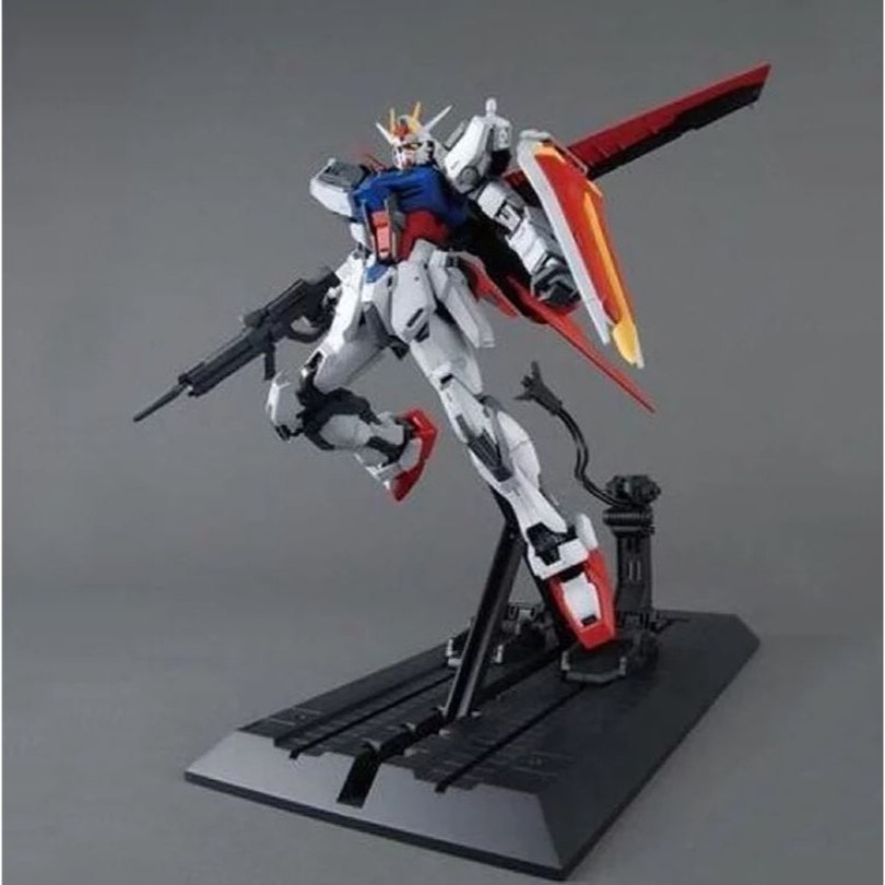 [那間店]BANDAI MG 1/100 GAT-X105 翔翼型攻擊鋼彈 Ver.RM 5061590-細節圖2