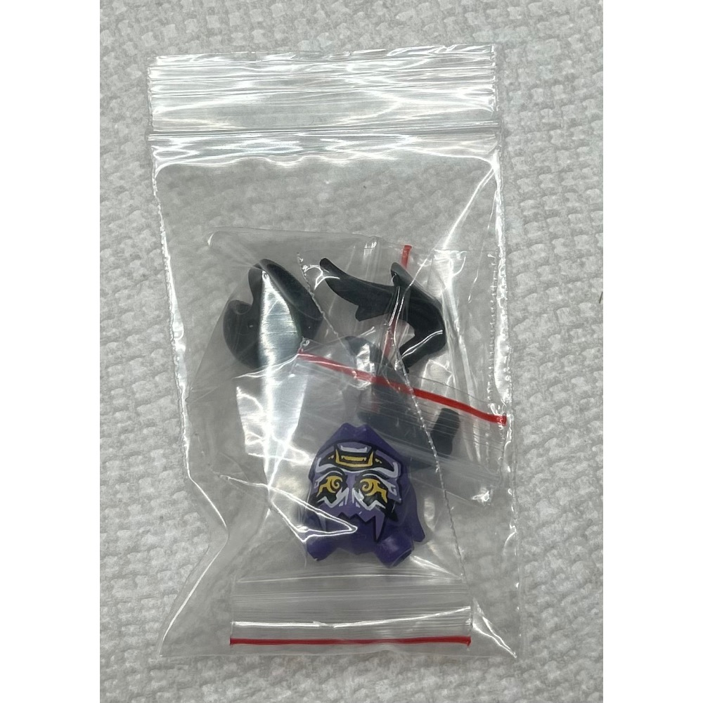 正版 Lego 樂高 70641 紫面具 近全新 35636pb01 附黑色頭髮及安全帽 如圖所示 夾鏈袋裝-細節圖7