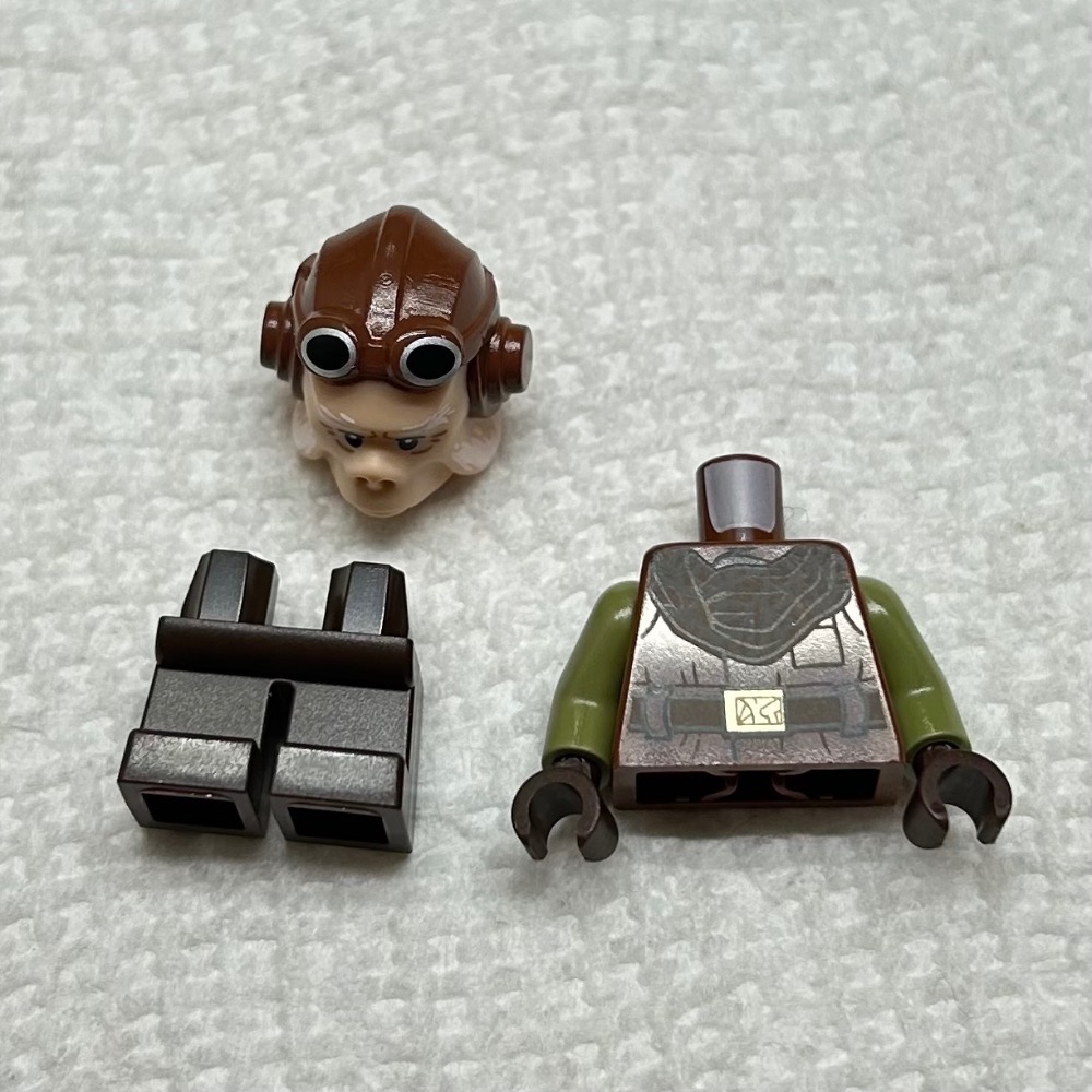 正版 Lego 樂高 75331 奎爾 sw1244 全新 未組裝 如圖所示 夾鏈袋裝-細節圖3