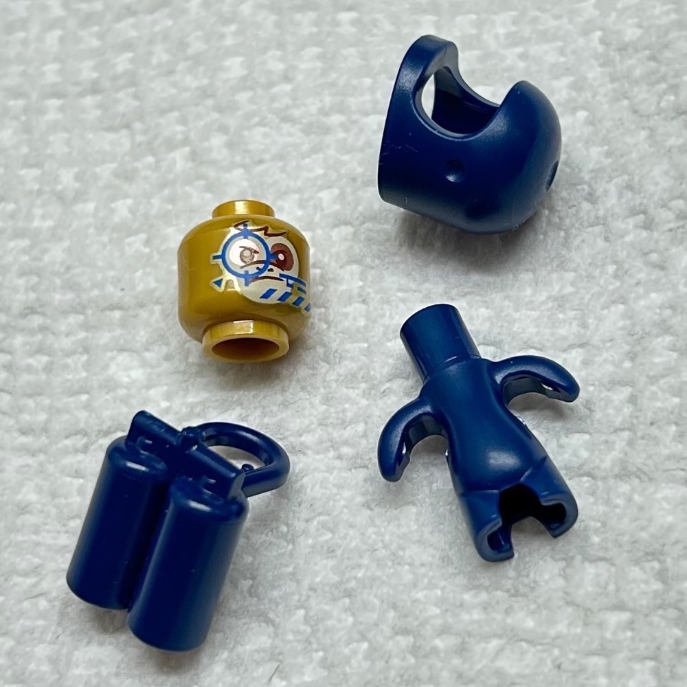 正版 Lego 樂高 71499 迷你深藍色太空人 阿爾伯特 稀有收藏 全新 如圖所示 夾鏈袋裝-細節圖3