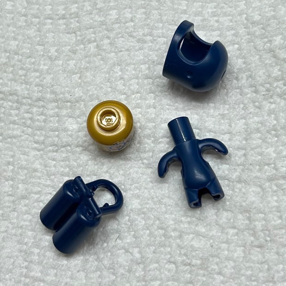 正版 Lego 樂高 71499 迷你深藍色太空人 阿爾伯特 稀有收藏 全新 如圖所示 夾鏈袋裝-細節圖4