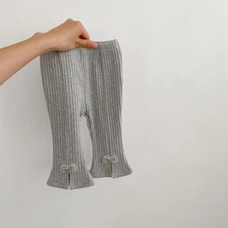 Baby_Shop童裝世界 平價童裝 女童蝴蝶結蕾絲喇叭棉長褲-細節圖5