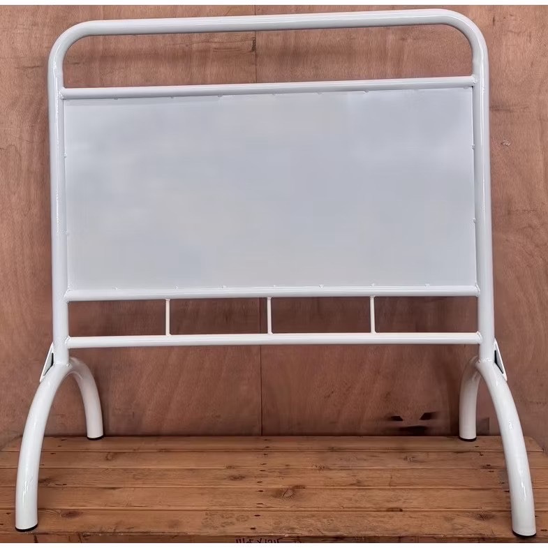 ::白色輕型拒馬:: 素面拒馬（空白無字)