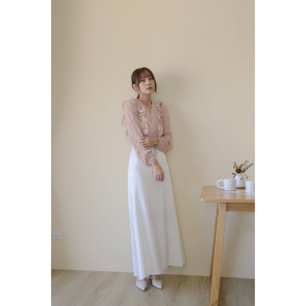 【Our Studio】氛圍感垂墜飄逸高腰緞面長裙 白色 黑色(現貨)-細節圖3