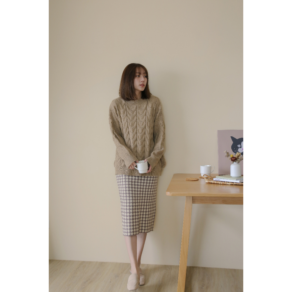 【Our Studio】冬日慵懶感寬鬆麻花毛衣 可可色(現貨)-細節圖8