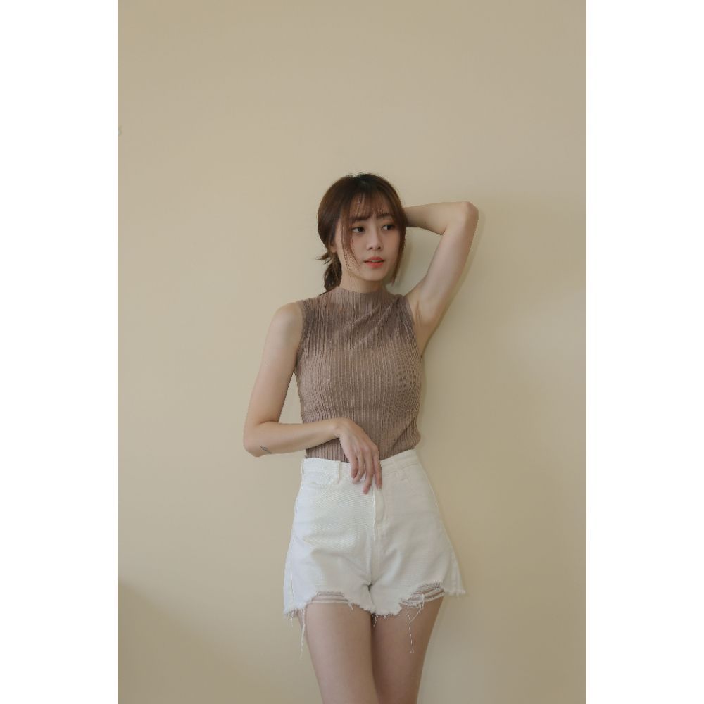 【Our Studio】簡約親膚羅紋彈性背心 黑色 灰色 白色 拿鐵色(現貨)-細節圖4