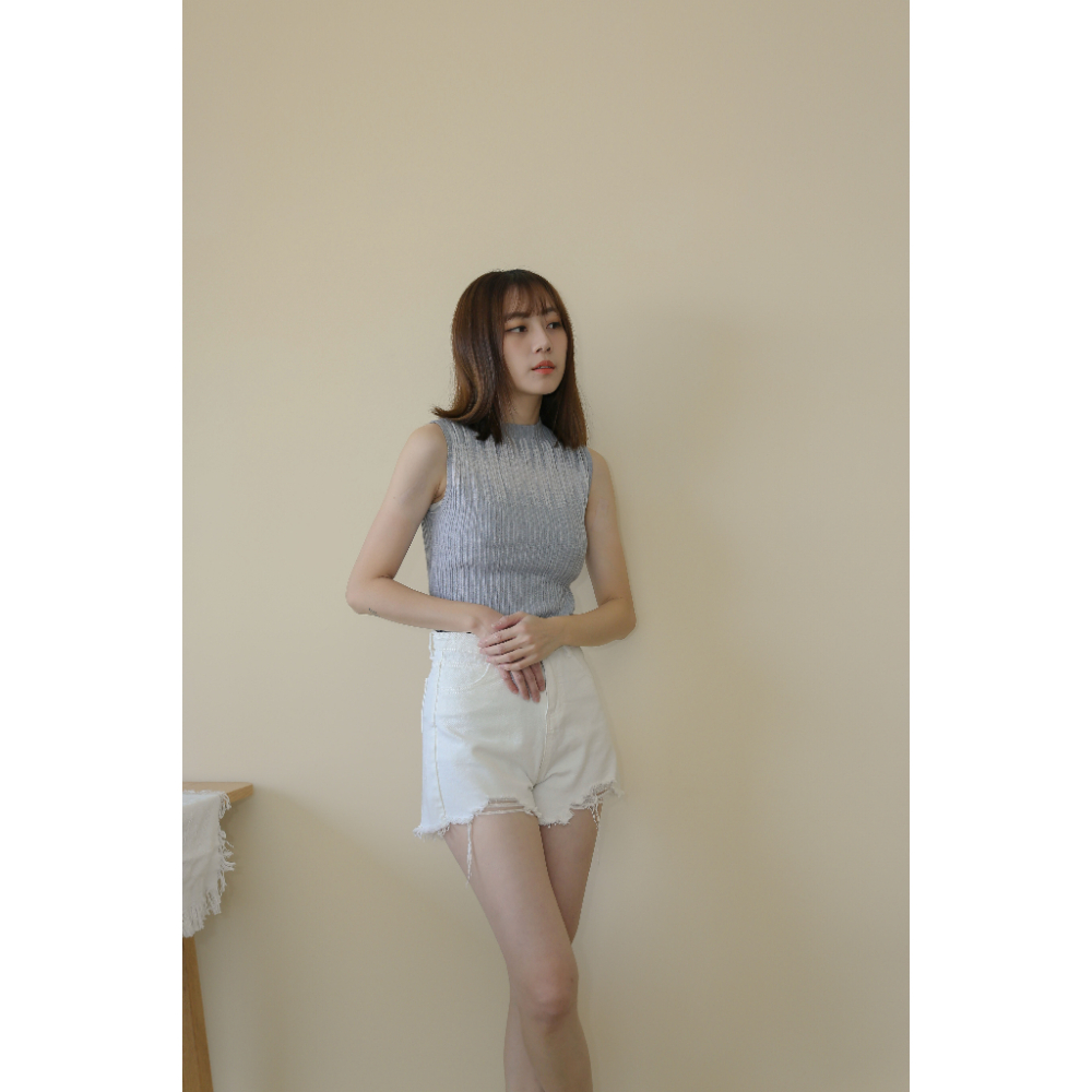 【Our Studio】簡約親膚羅紋彈性背心 黑色 灰色 白色 拿鐵色(現貨)-細節圖9