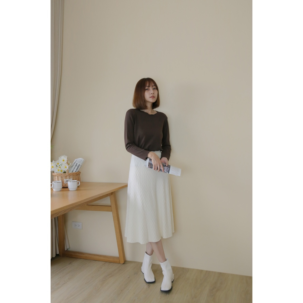 【Our Studio】秋冬輕熟優雅質感傘狀中長裙 杏色 墨綠色(現貨)-細節圖8