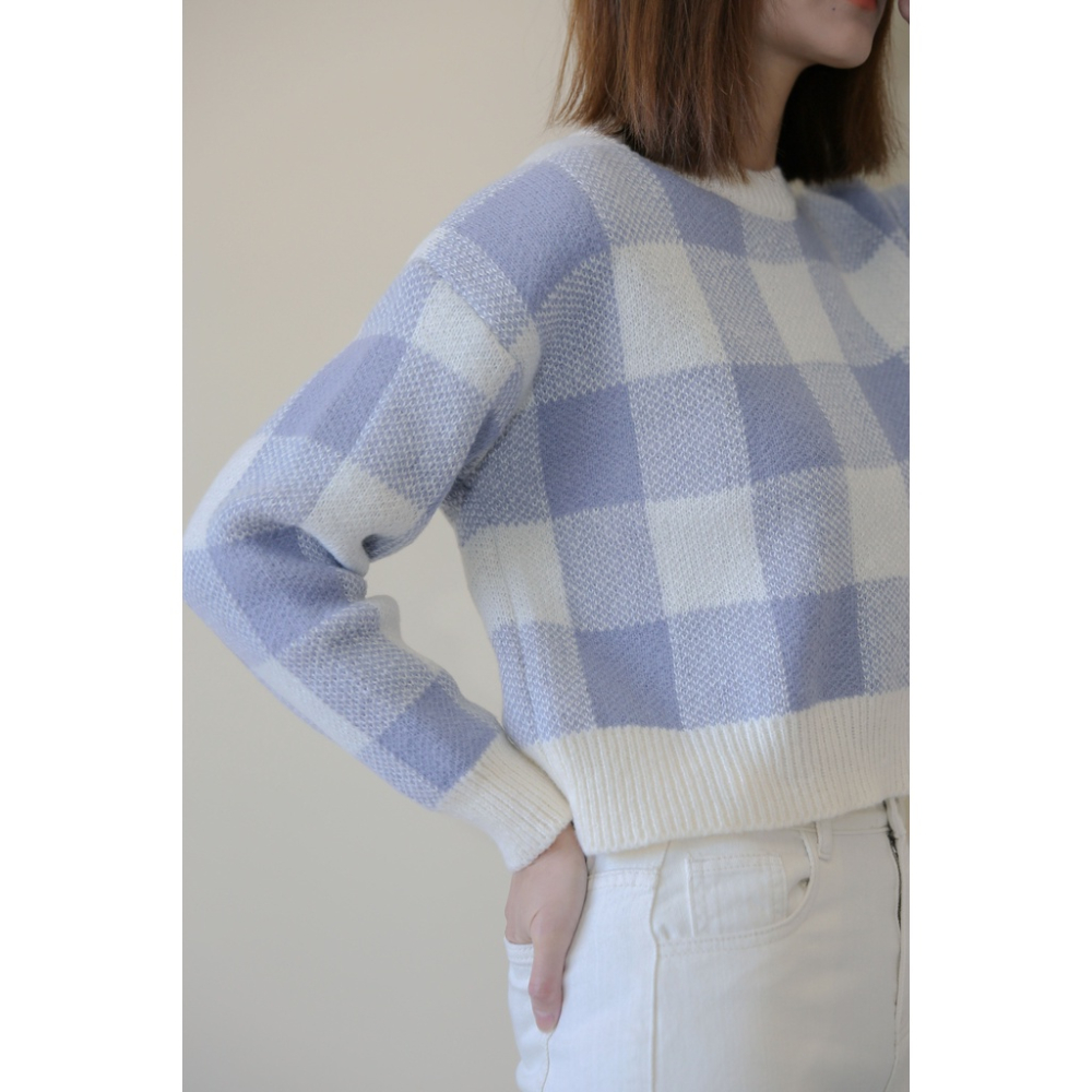 【Our Studio】大方格慵懶短版針織毛衣 奶茶色 嬰兒藍色(現貨)-細節圖6