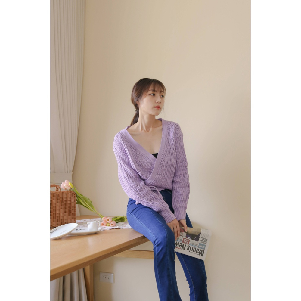 【Our Studio】秋冬寬鬆小性感粗針織綁帶上衣 米白色 香芋紫色 檸檬黃色 黑色(現貨)-細節圖7