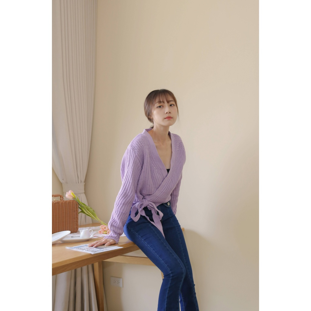 【Our Studio】秋冬寬鬆小性感粗針織綁帶上衣 米白色 香芋紫色 檸檬黃色 黑色(現貨)-細節圖8