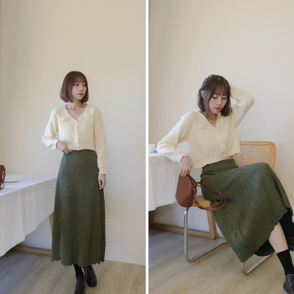 【Our Studio】秋季溫柔慵懶包釦短版針織毛衣 杏色 酪梨綠色(現貨)-細節圖7