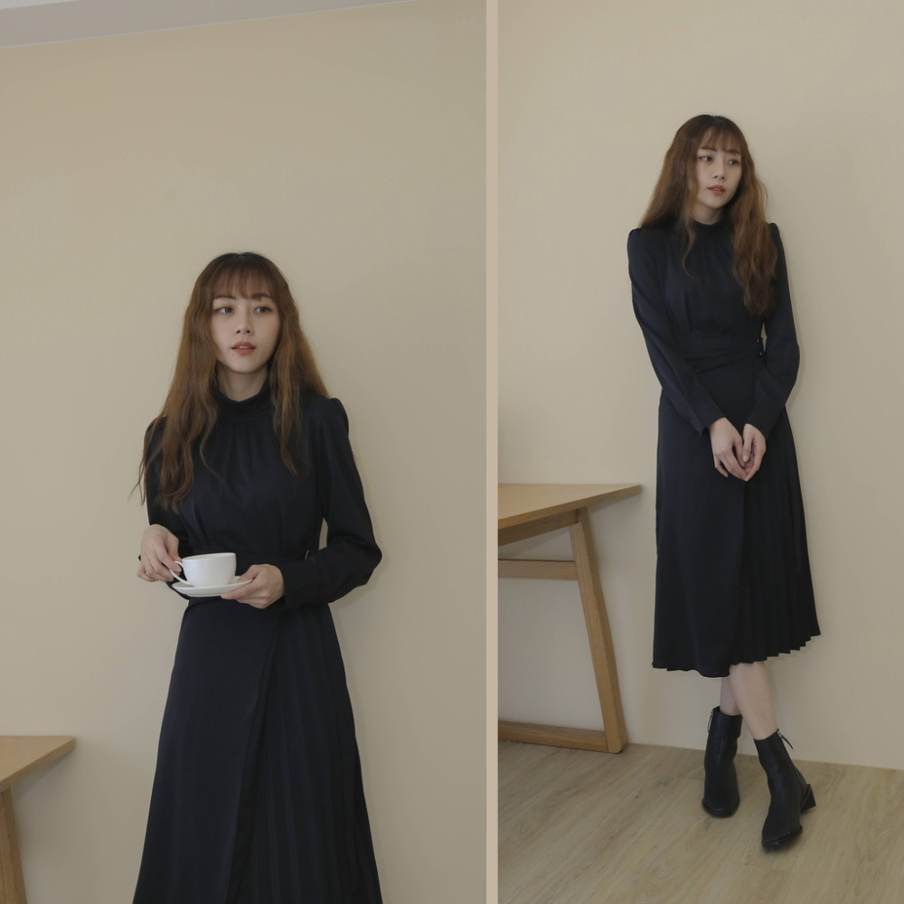 【Our Studio】法式唯美立領腰綁百褶長洋裝 奶茶杏色 黑色(現貨)-細節圖7