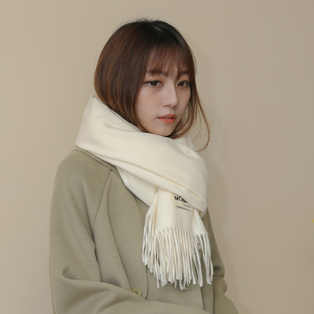 【Our Studio】溫柔多色仿羊絨保暖圍巾 可可色 奶茶色 奶白色 深咖色 黑色 駝色(現貨)-細節圖7