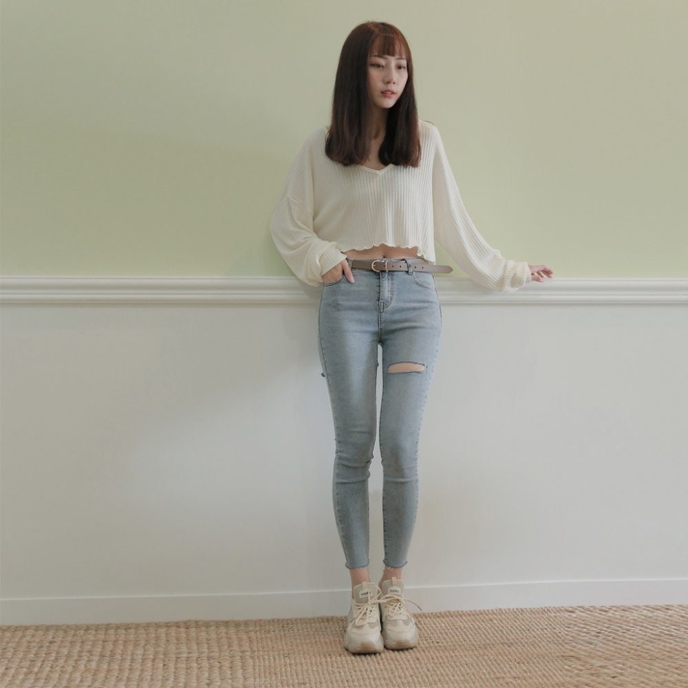 【Our Studio】前後割破牛仔長褲(現貨)-細節圖2