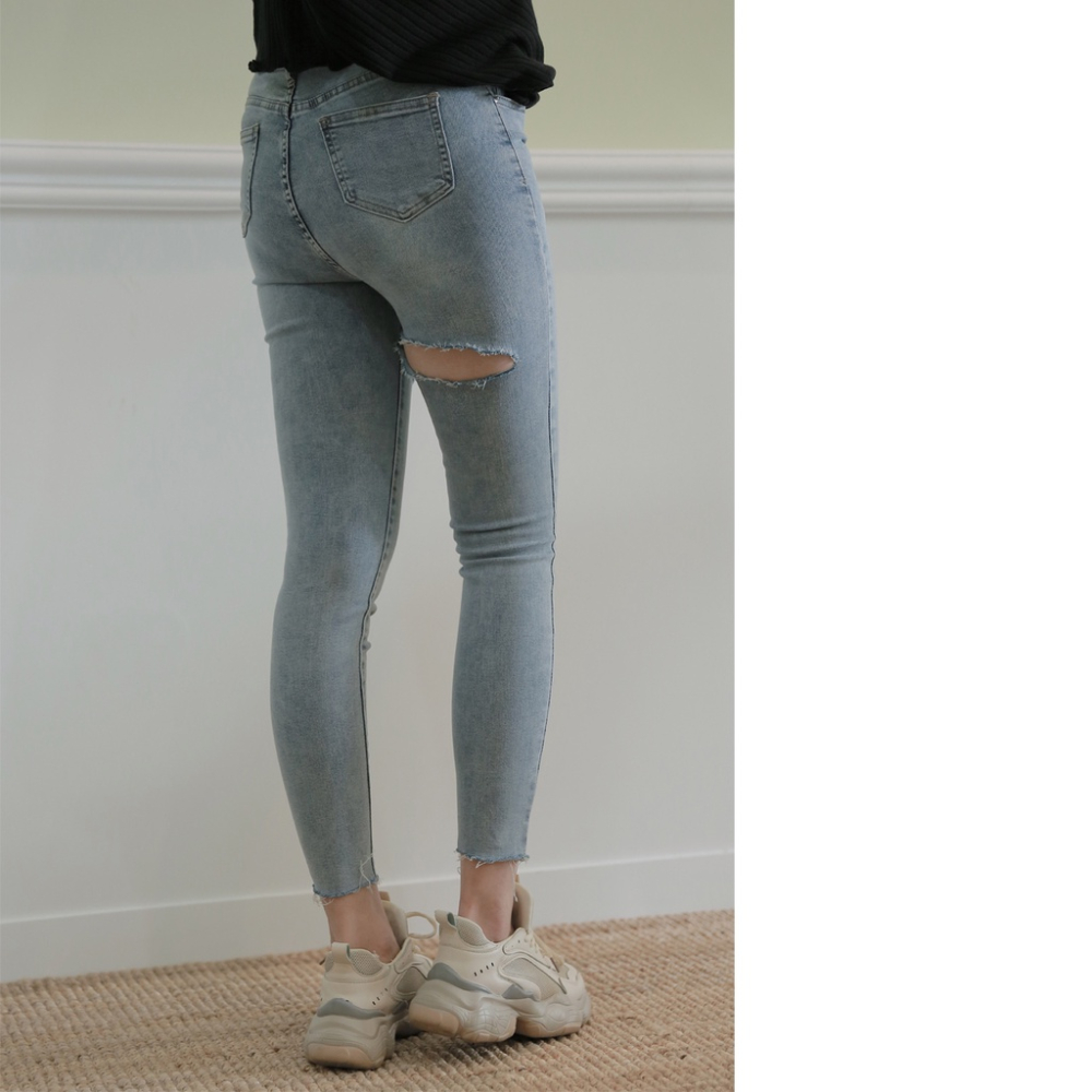 【Our Studio】前後割破牛仔長褲(現貨)-細節圖5