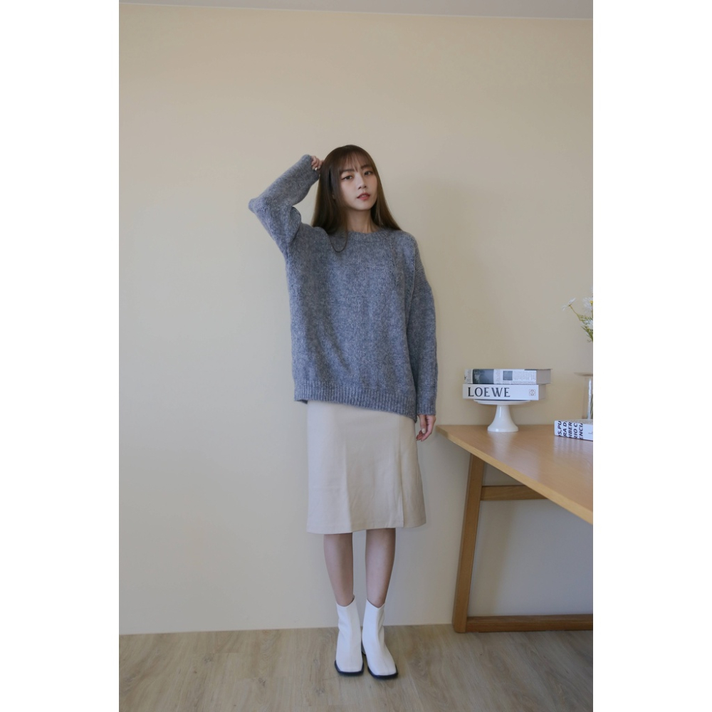 【Our Studio】質感柔軟長袖毛衣 米白色 淡黃色 灰色(現貨)-細節圖3