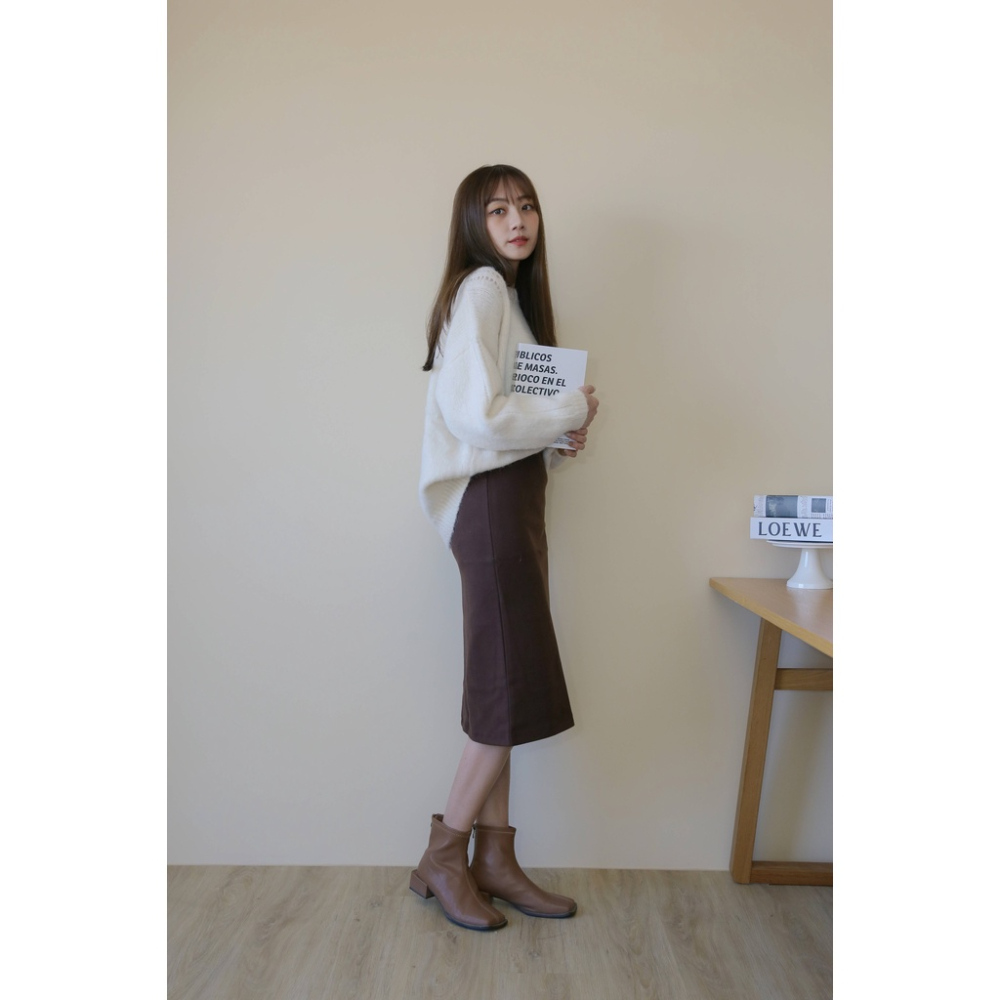 【Our Studio】質感柔軟長袖毛衣 米白色 淡黃色 灰色(現貨)-細節圖7