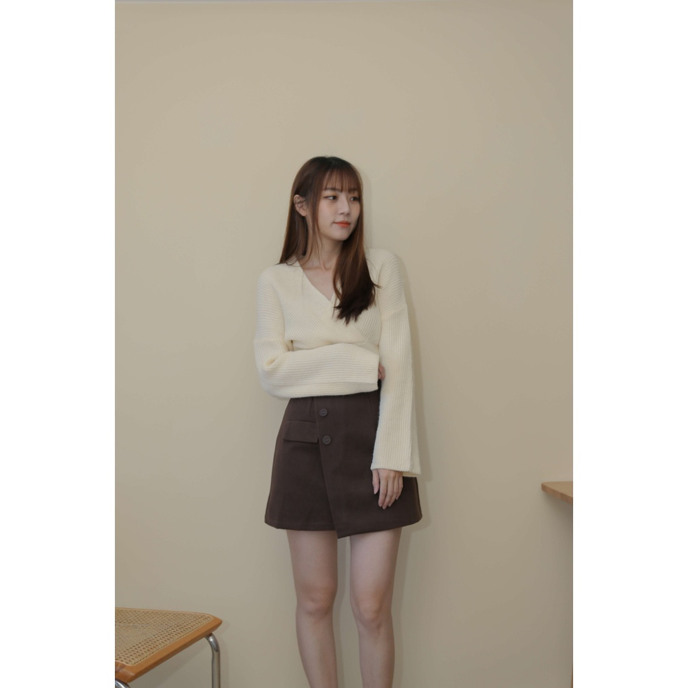 【Our Studio】V領落肩粗針織上衣 灰色 杏色(現貨)-細節圖3