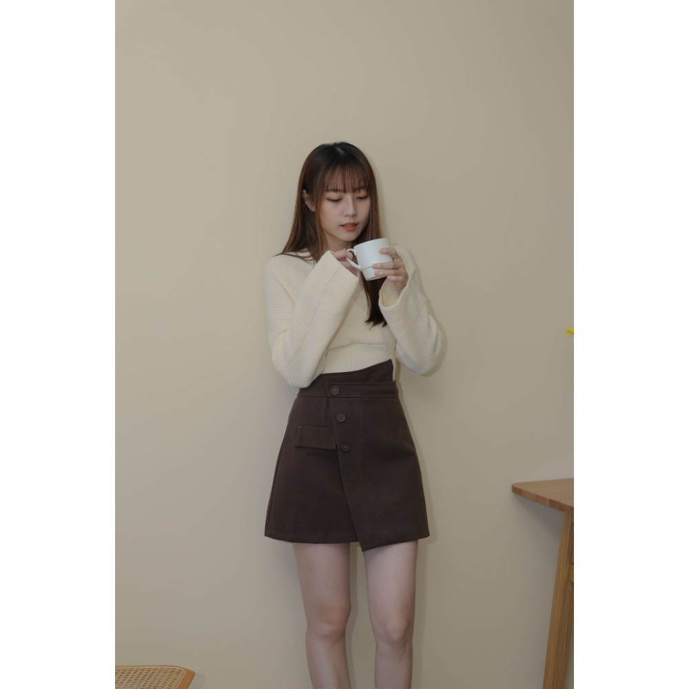 【Our Studio】V領落肩粗針織上衣 灰色 杏色(現貨)-細節圖5