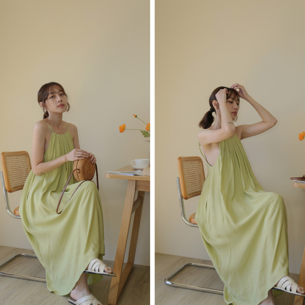 【Our Studio】唯美後U領削肩百褶長洋裝 杏色 抹茶色 黑色(現貨)-細節圖4