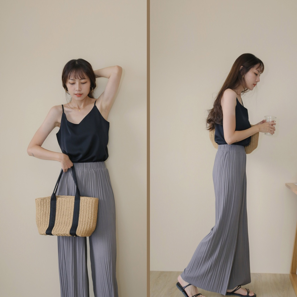 【Our Studio】垂墜慵懶落地條坑壓褶長褲 可可色 深灰色 象牙白色 黑色 霧藍色(現貨)-細節圖8
