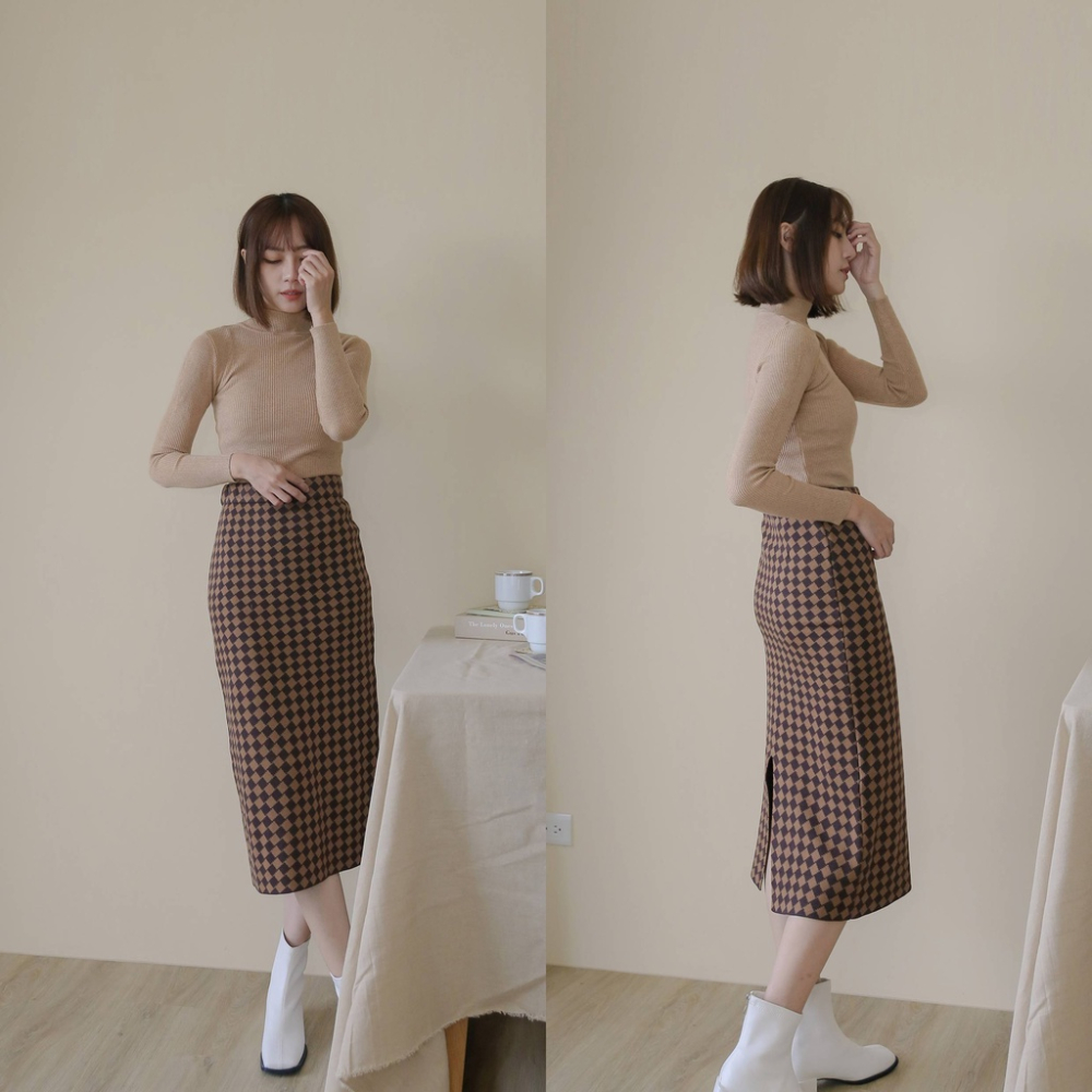 【Our Studio】半高領長袖針織內搭上衣 杏色 薑黃色 淺咖色 灰色(現貨)-細節圖6