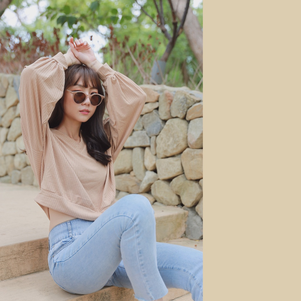 【Our Studio】短版燈籠袖針織上衣 杏色 卡其色 薑黃色 磚紅色(現貨)-細節圖3