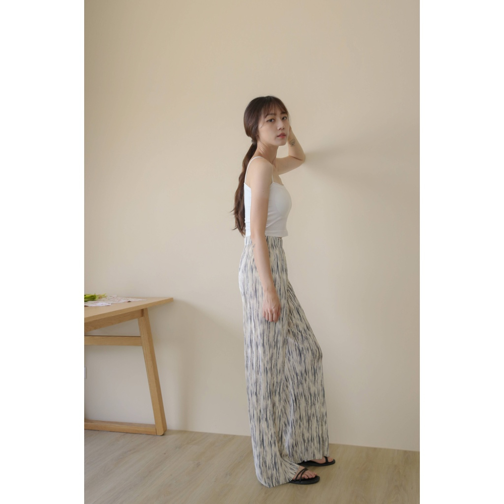 【Our Studio】高個款滑料條紋薄款垂墜長褲 杏色 黑色(現貨)-細節圖5