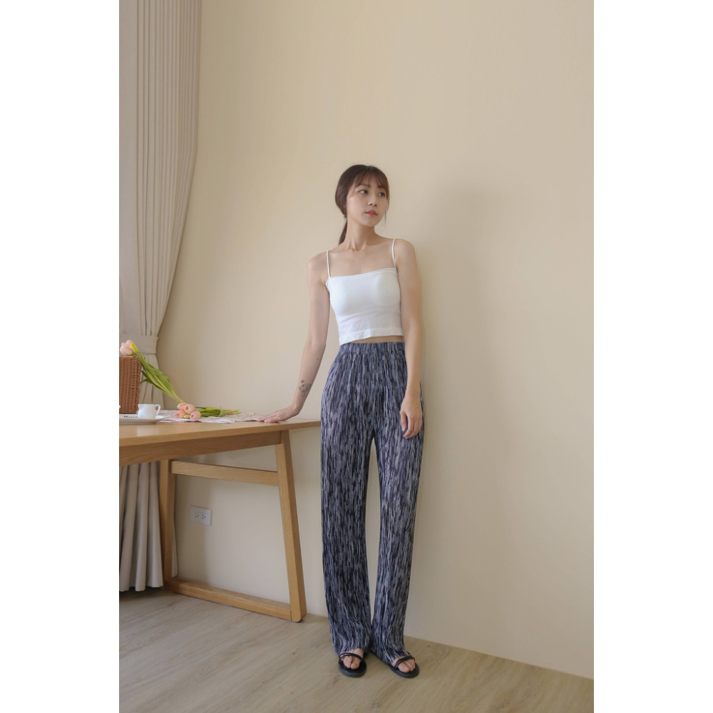 【Our Studio】高個款滑料條紋薄款垂墜長褲 杏色 黑色(現貨)-細節圖9