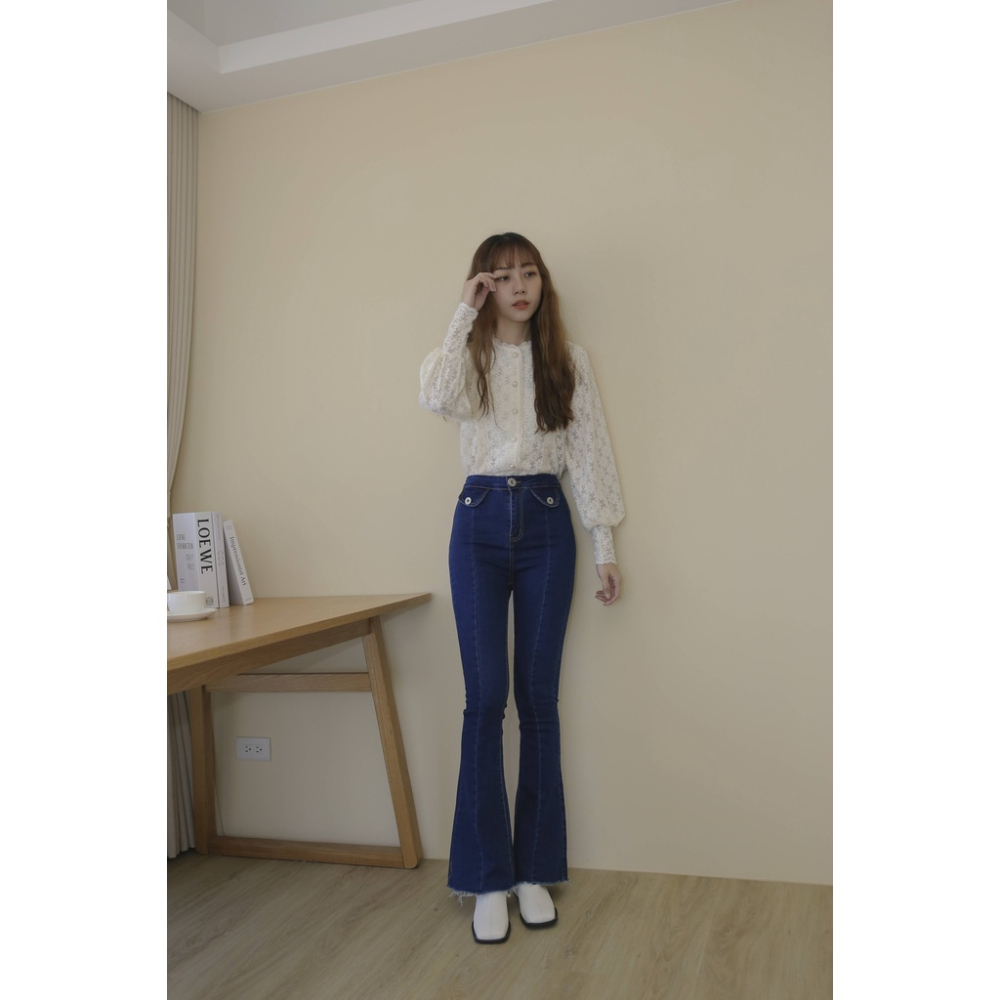 【Our Studio】歐膩高腰下抽鬚彈性牛仔喇叭長褲 深藍色(現貨)-細節圖4