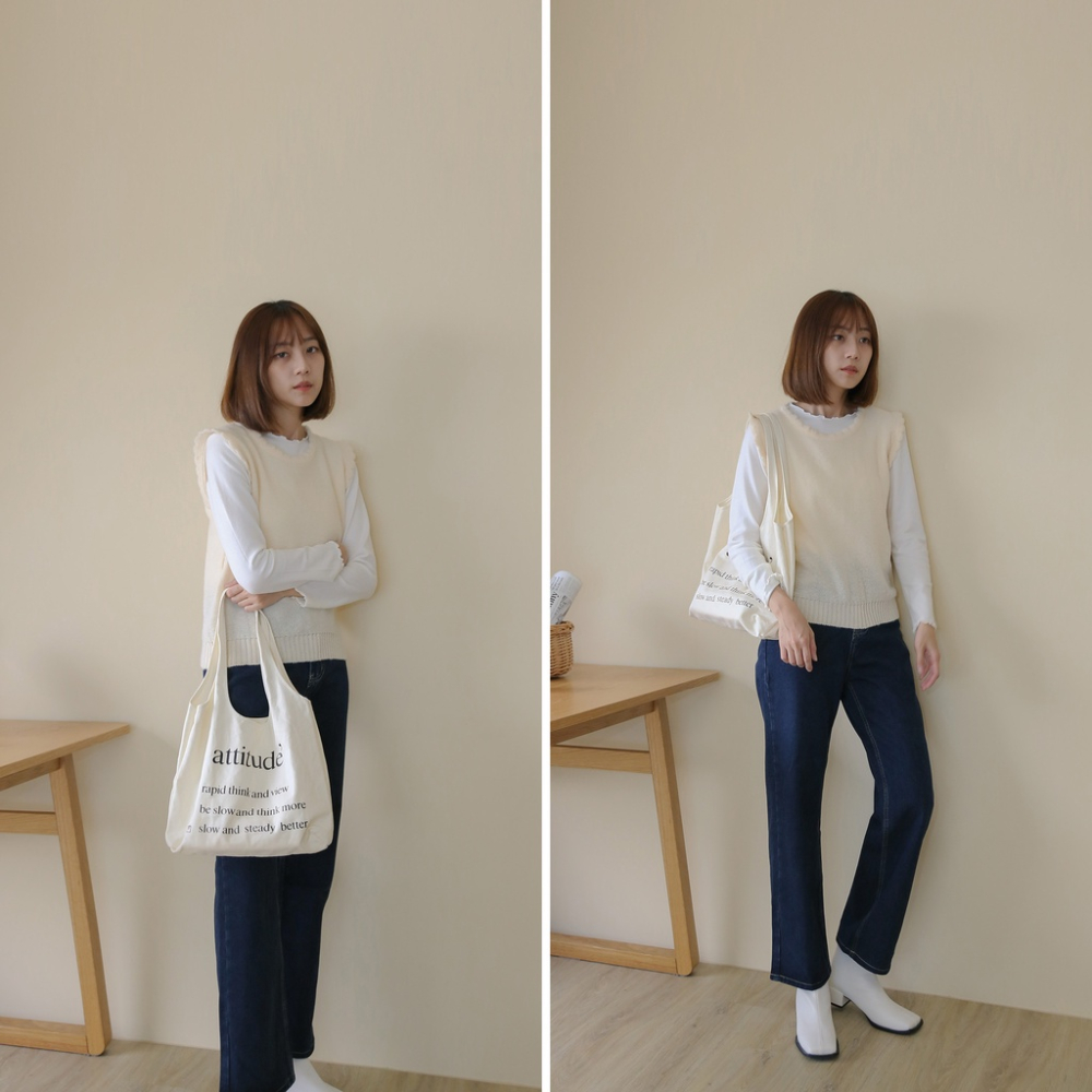 【Our Studio】溫柔圓領花朵邊針織背心 白色 杏色 可可色 黑色(現貨)-細節圖2