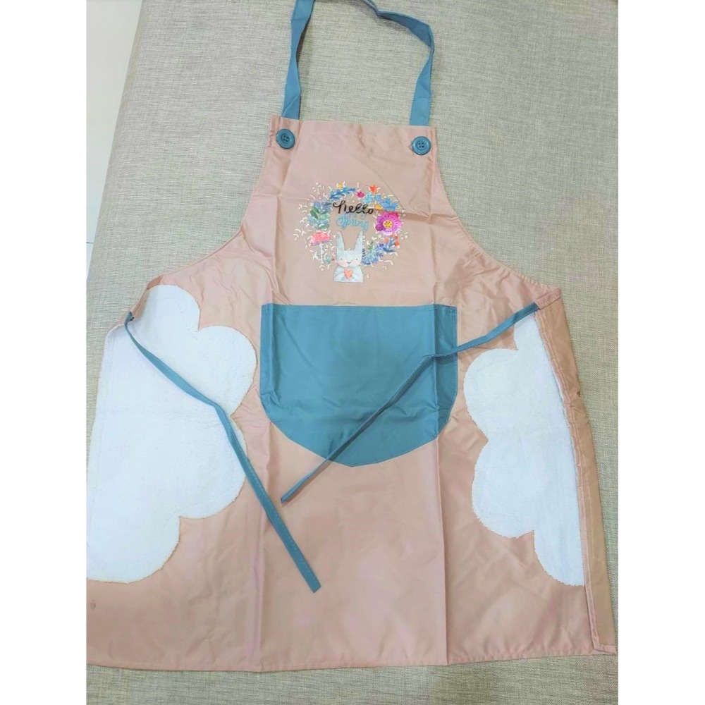 兔兔圍裙粉一個