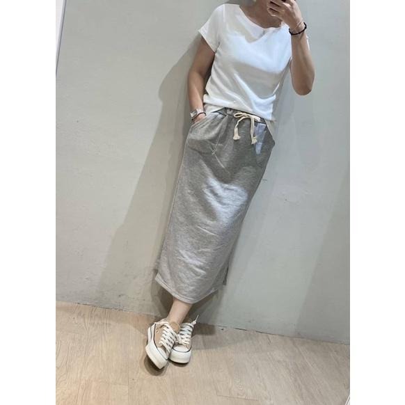 Hey, look here ✔️現貨 正韓國🇰🇷 休閒百搭雙口袋側開叉鬆緊包臀窄裙/長裙/棉裙 黑/淺灰-細節圖6