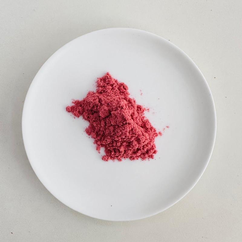 【麥歡樂】草莓粉 乾燥草莓粉 無糖草莓粉 無添加 天然色粉 水果粉 分裝【烘焙材料】-細節圖2