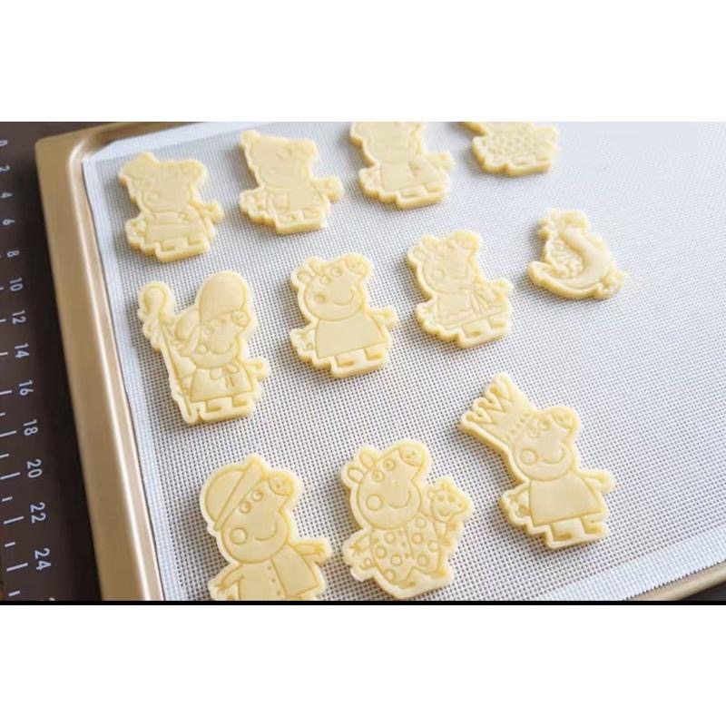 【麥歡樂】白網狀矽膠 墊 烘焙透氣 網墊 烤盤墊  白色 洞洞 烤墊 烘焙墊 【烘焙材料】-細節圖3