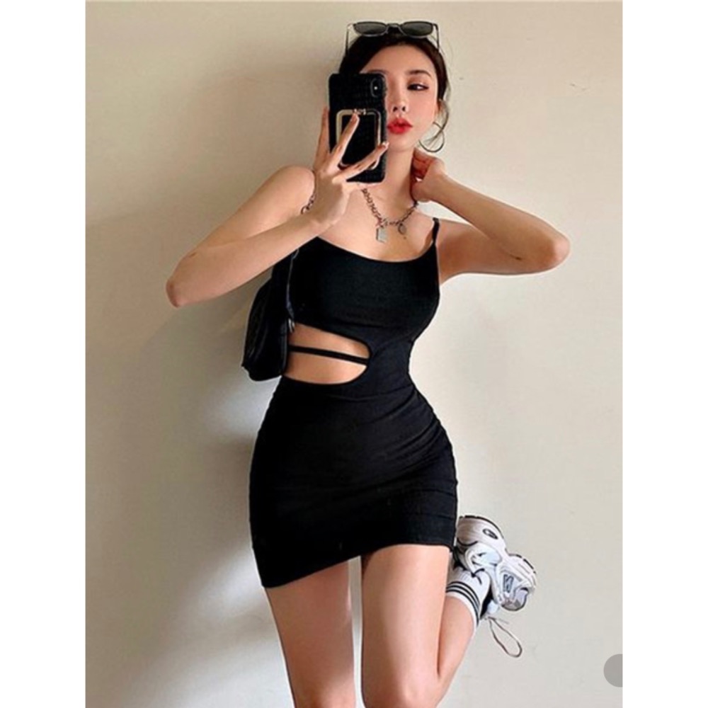 性感挖洞顯瘦連身裙