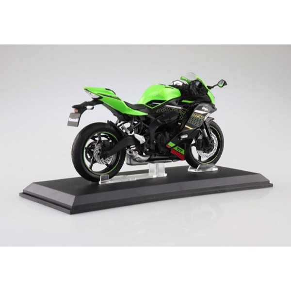 AOSHIMA 青島 1/12 KAWASAKI 川崎 Ninja ZX-25R 檸檬綠/烏木黑 完成品-細節圖5