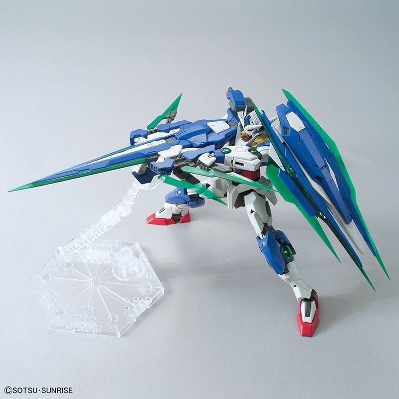 BANDAI 組裝模型 MG 1/100 量子型00鋼彈 全刃式-細節圖4