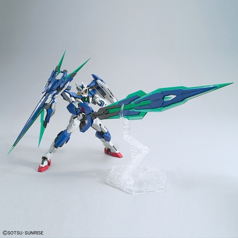 BANDAI 組裝模型 MG 1/100 量子型00鋼彈 全刃式-細節圖7