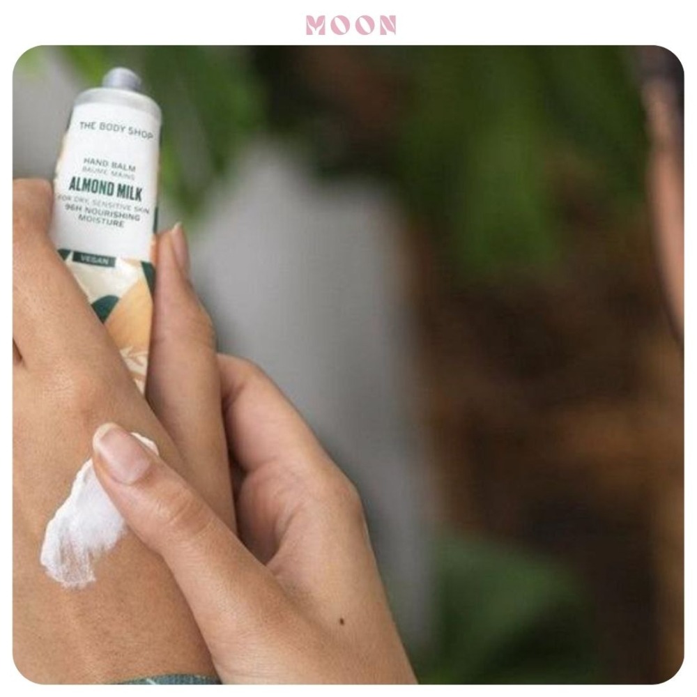 The Body Shop 護手霜 30ml / 100ml｜保濕護手乳 現貨多款任選 香草南瓜 杏奶 辣木籽 英皇玫瑰-細節圖5