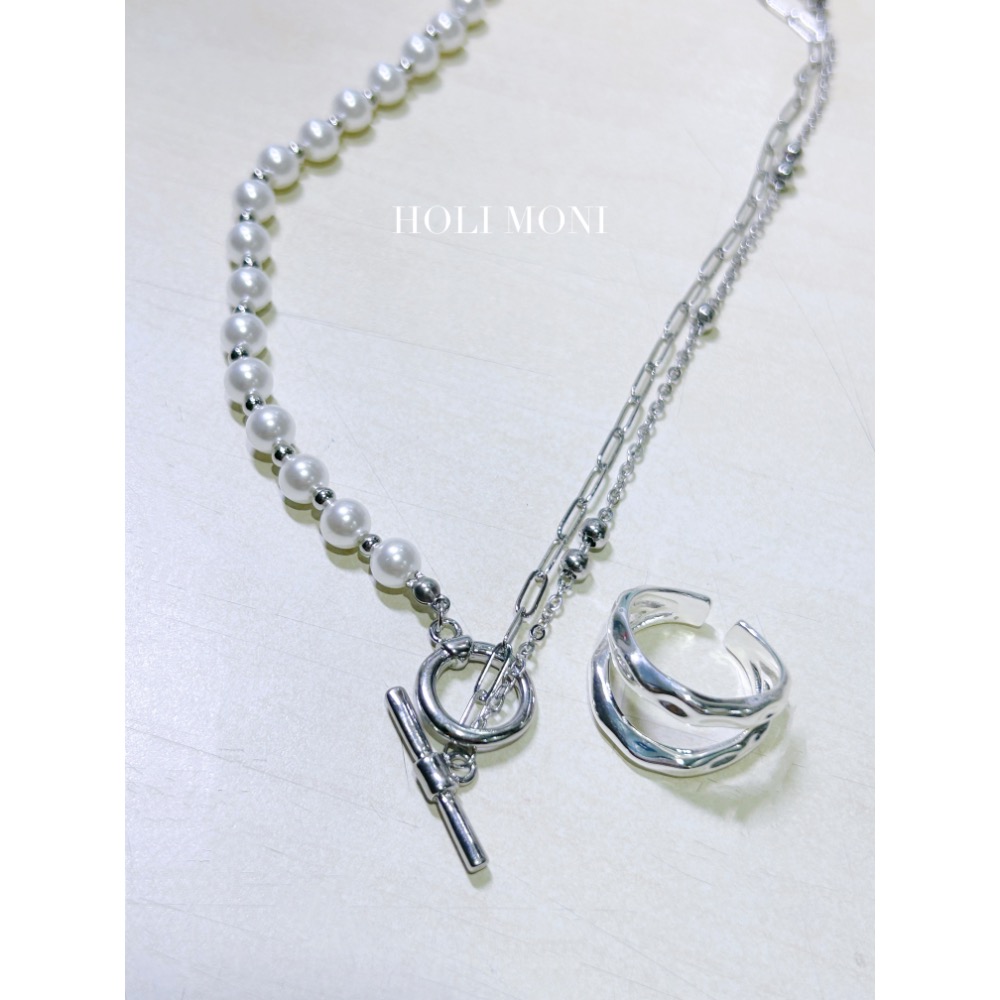 𝐇𝐎𝐋𝐈 𝐌𝐎𝐍𝐈正韓🇰🇷現貨｜不對稱淡水珍珠OT扣拼接項鍊-細節圖5
