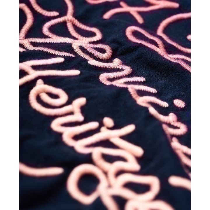 【現貨】Superdry 女大人漸層刺繡TEE (4/S)-細節圖3