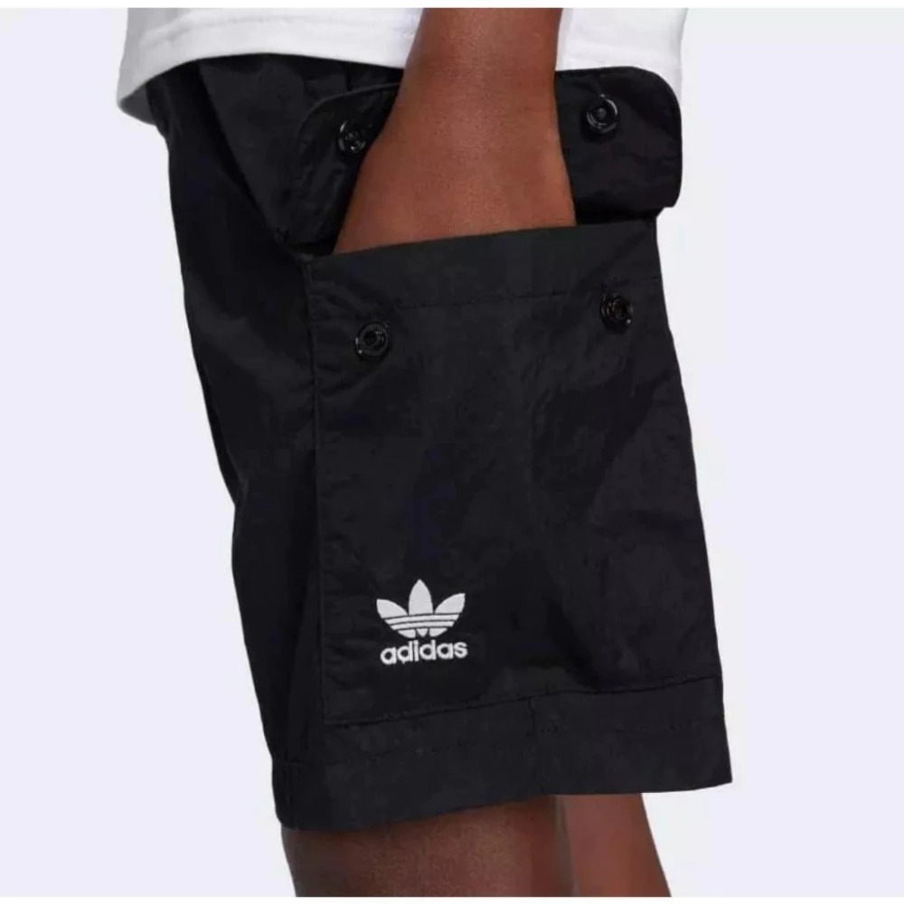 Adidas 青年款工裝短褲 XL (男女皆可穿)-細節圖6
