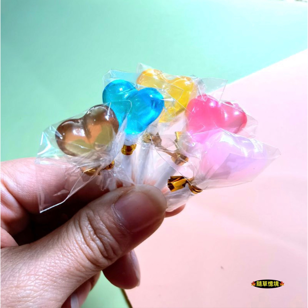 （五色）迷你仿真 愛心棒棒糖 心型棒棒糖 糖果 棒棒糖 甜食 娃娃屋 袖珍 微縮 食玩 微景觀 模型-細節圖10
