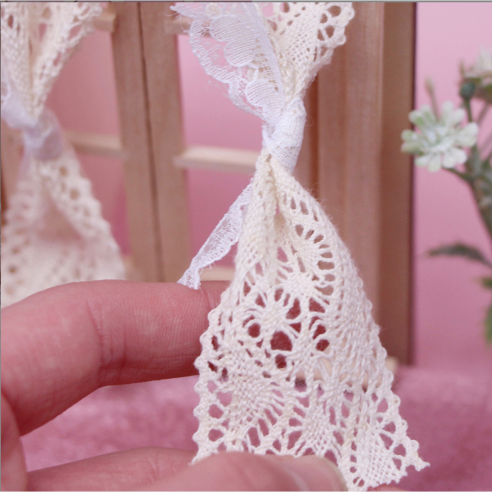 （2色）迷你仿真 窗簾 門簾 蕾絲 花邊 少女心 OB11 BJD 娃娃屋 袖珍 微縮 食玩 微景觀 模型-細節圖5