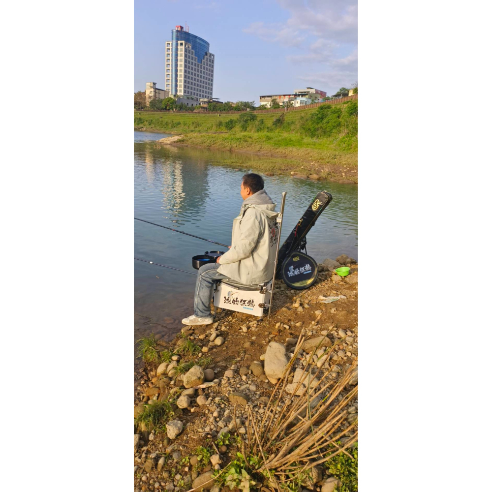 池釣冰箱-全素面好清理-六面聚氨酯發泡-加硬加厚鎖配件更穩固-細節圖6