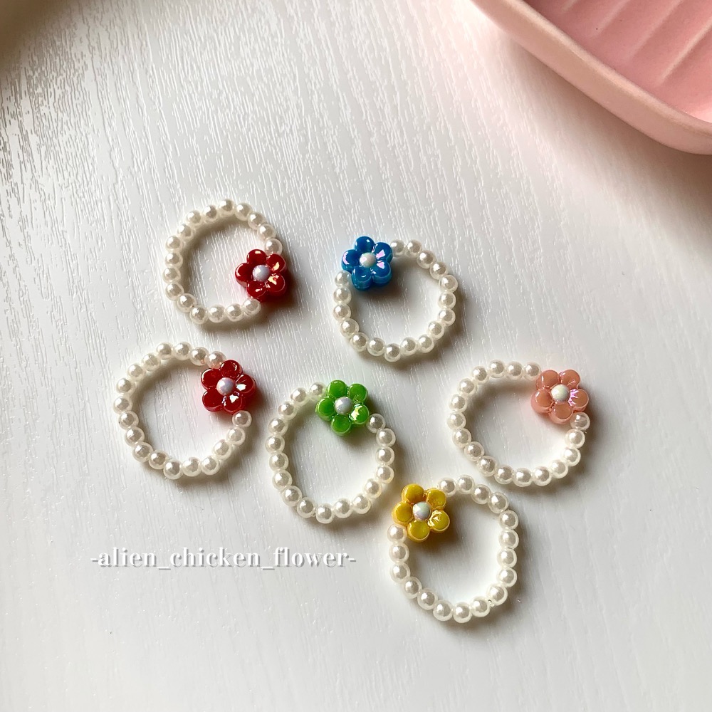 𝓐𝓬𝓯🍿外星家ㄟ串珠戒指·͜· 飽和色系小花花系列·͜· 手工串珠·͜· 串珠戒指·͜· 戒指·͜·-細節圖6