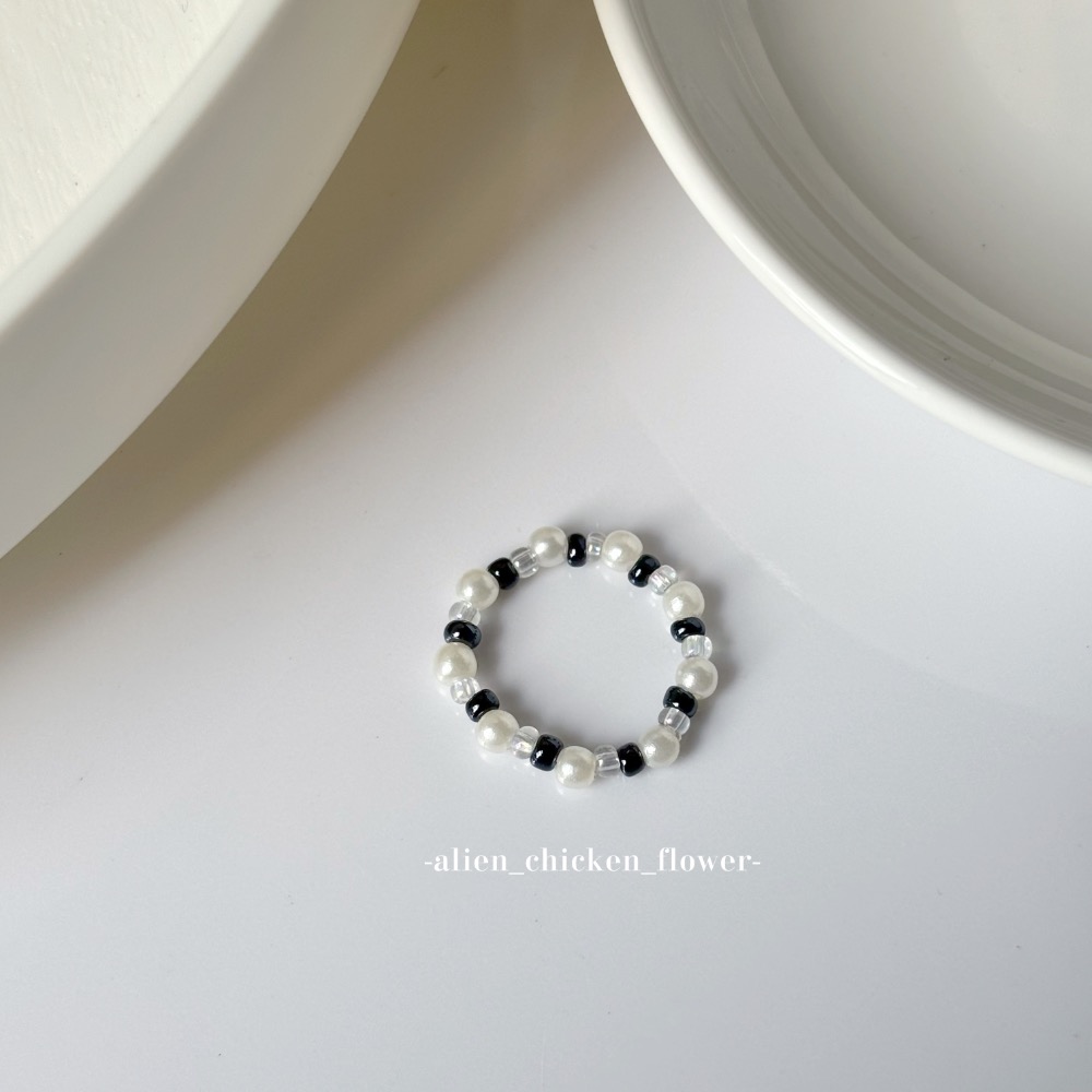 簡潔ㄉ黑白圓舞曲🎼