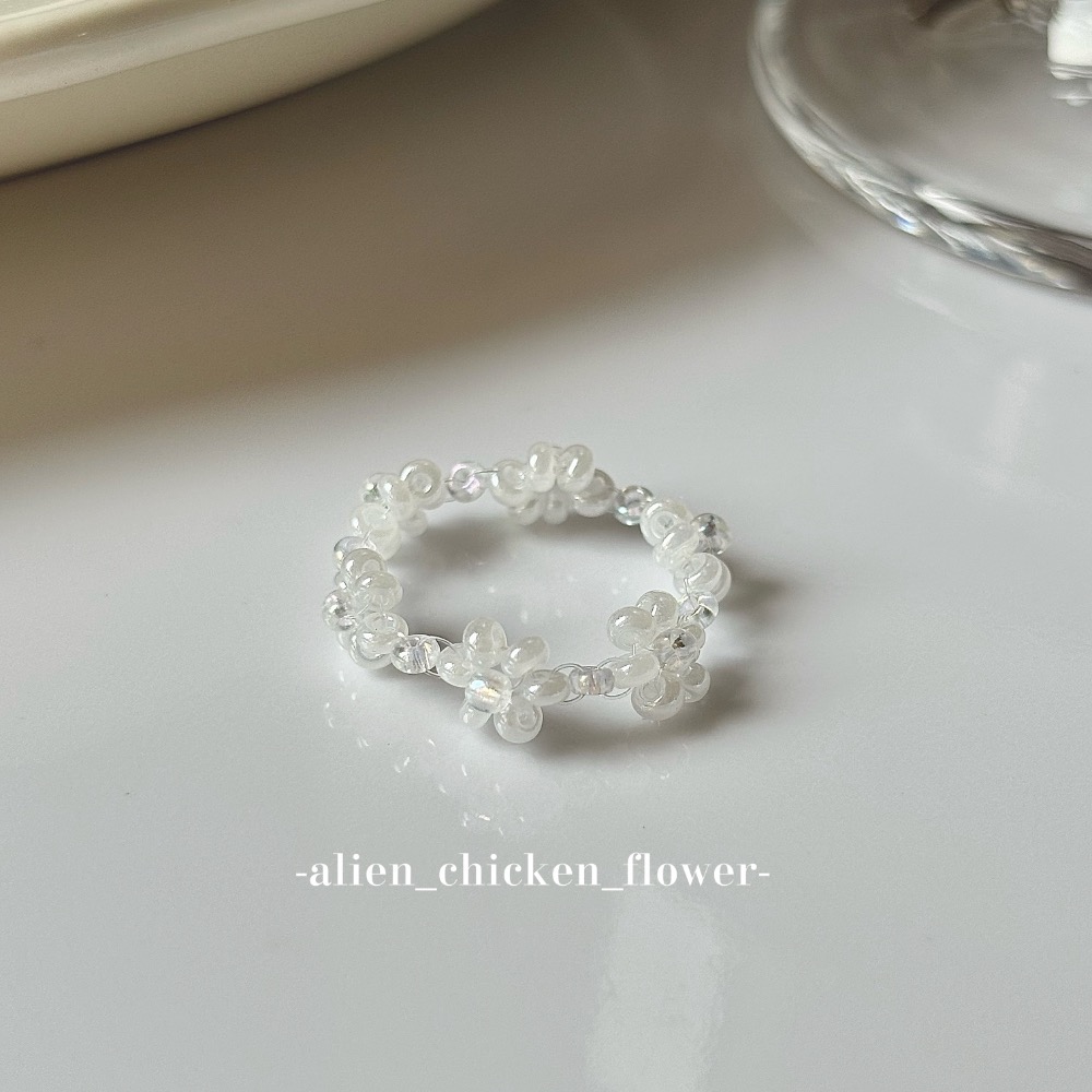 𝓐𝓬𝓯🍿外星家ㄟ串珠戒指·͜· 透白小雪花們❄️·͜· 手工串珠·͜· 串珠戒指·͜· 戒指·͜·-細節圖8